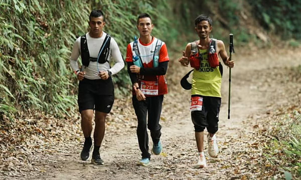 নেপালে ১০০ মাইল দৌড়ে নজর কাড়লেন তিন বাংলাদেশি