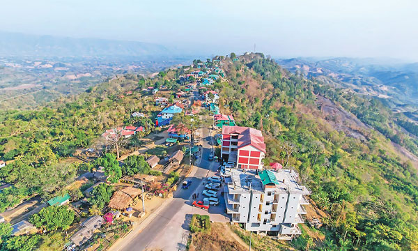 দাবদাহে পাহাড় ভ্রমণ কেন ভালো