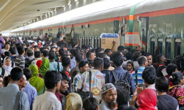 ঈদের ছুটি বাড়লে কার লাভ কার ক্ষতি