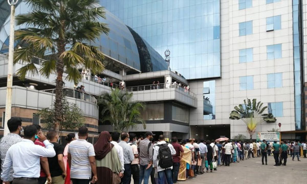 ২৪ ঘণ্টায় ১ লাখ ৪০ হাজার আবেদন, যা বলল ভারতীয় হাইকমিশন