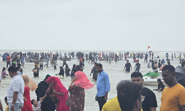 কক্সবাজার সৈকতে ১২ বছরে জীবিত উদ্ধার ১,০৪৩ পর্যটক