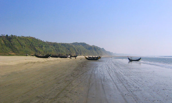 ‘কক্সবাজারের পর্যটন সম্ভাবনাকে পূর্ণাঙ্গভাবে কাজে লাগাতে চায় সরকার’