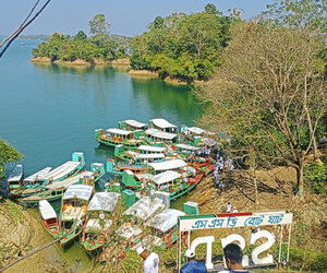 লেক, পাহাড় আর নদীর টানে কাপ্তাইয়ে পর্যটকদের ভিড়