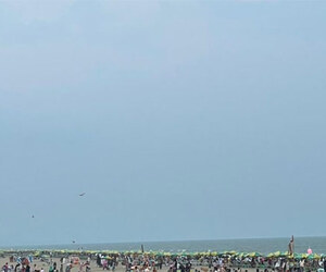 ছুটির পরও কক্সবাজারে পর্যটকের ঢল অব্যাহত