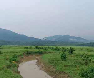 অবহেলায় পড়ে আছে প্রকৃতির রূপকন্যা লোভাছড়া