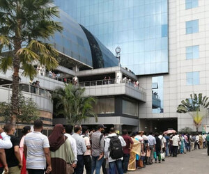 ২৪ ঘণ্টায় ১ লাখ ৪০ হাজার আবেদন, যা বলল ভারতীয় হাইকমিশন
